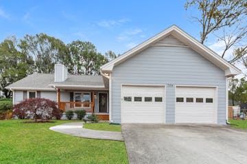 729 Fallowfield Dr Loganville, GA 30052